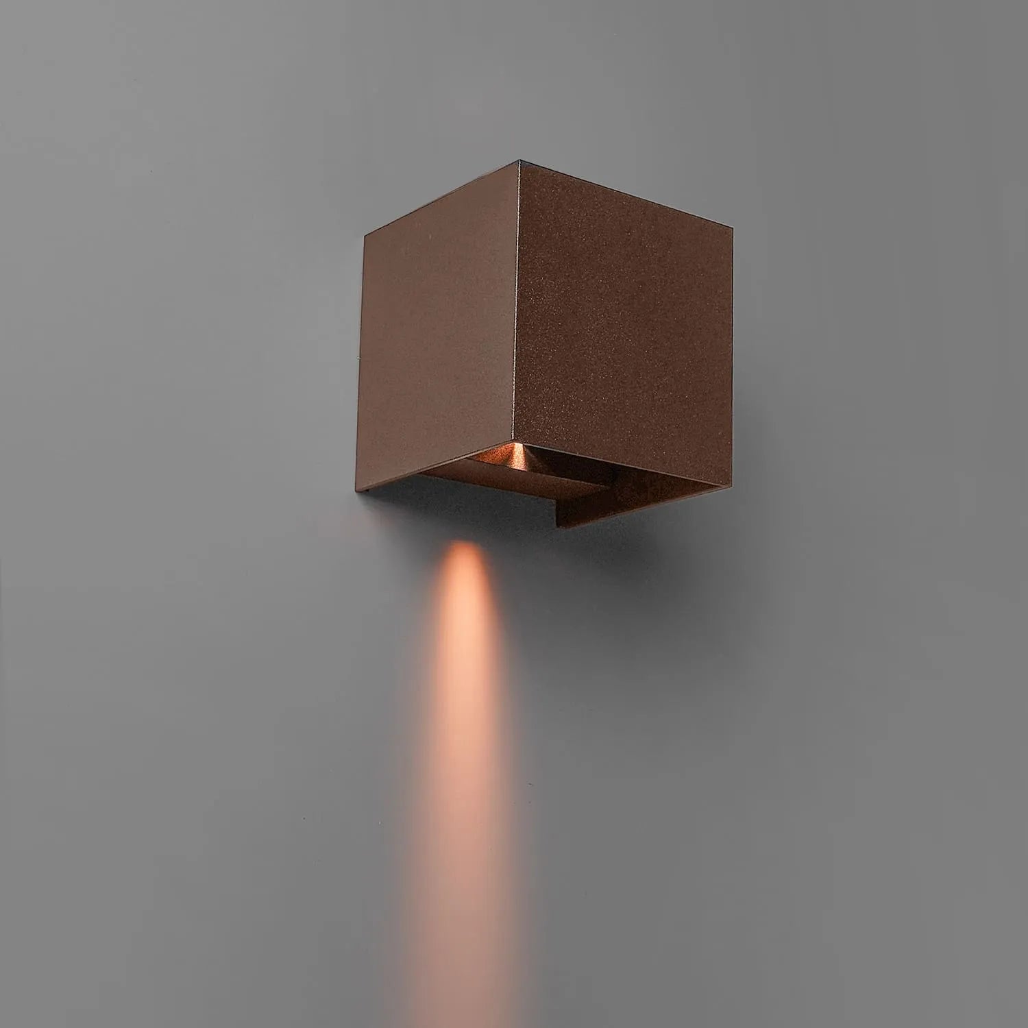 Aplique Led Solar com sensor 9W corten