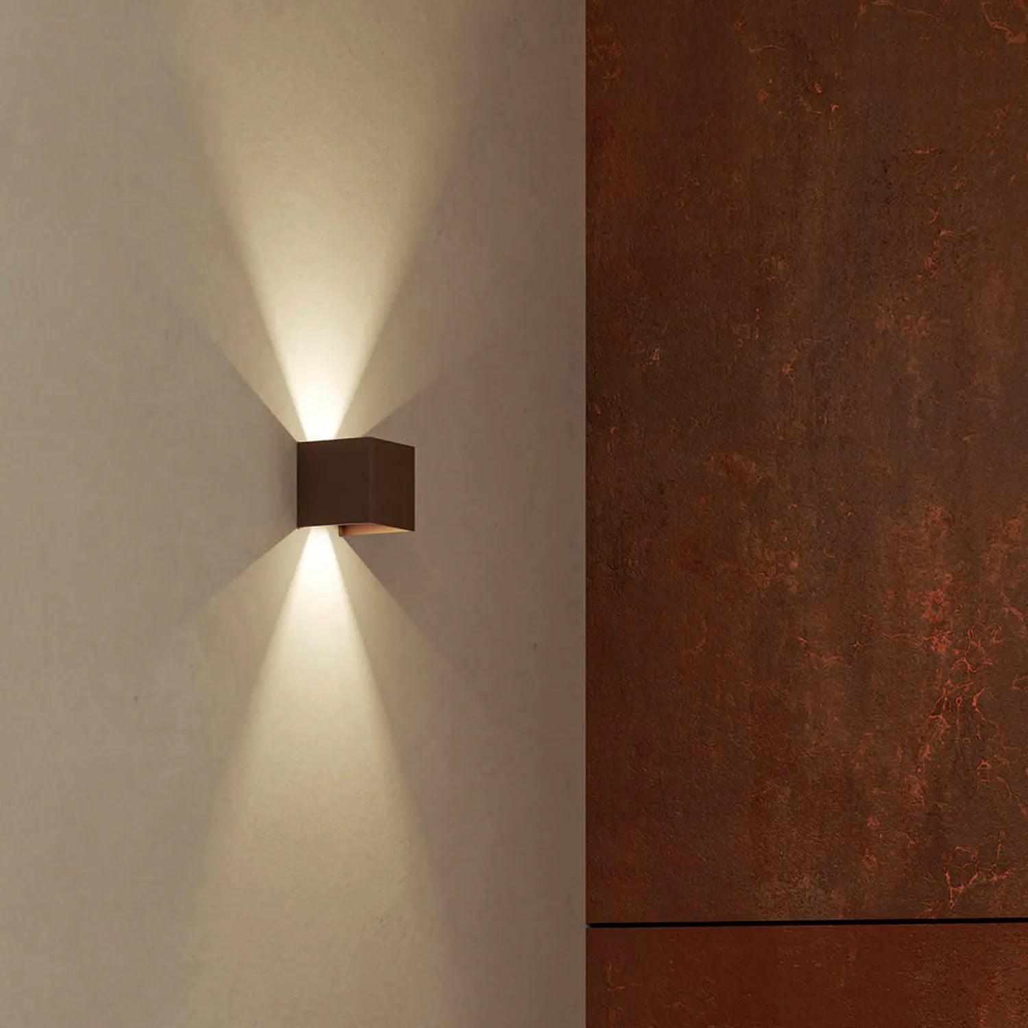 Aplique LED de parede com ângulo ajustável cúbico  2 x 5W