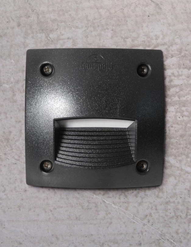Aplique de Parede Exterior LETI 100 SQ ST IP66 – Preto / Cinza / Branco
