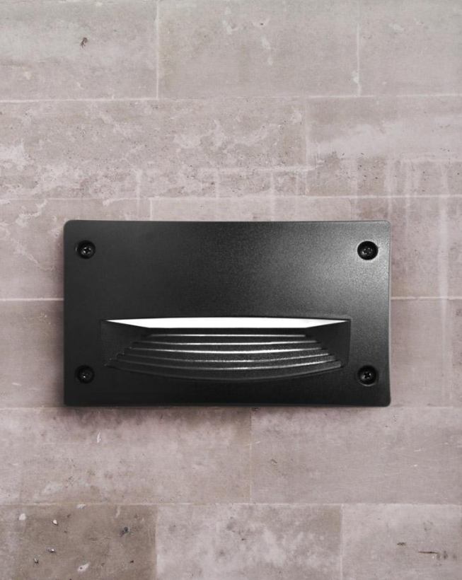 Aplique de Parede Exterior LETI 200 HS IP66 – Preto / Cinza / Branco