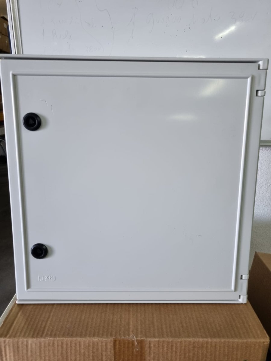 Caixa de Comandos FRL44 (L)400x(A)400x(P)200mm c/Platina - Boutique das Lâmpadas